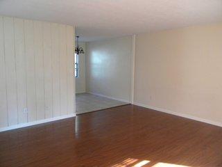 1604-1 Carolewood Ct